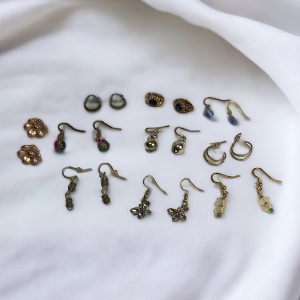 Lot of 10 Vintage Earrings